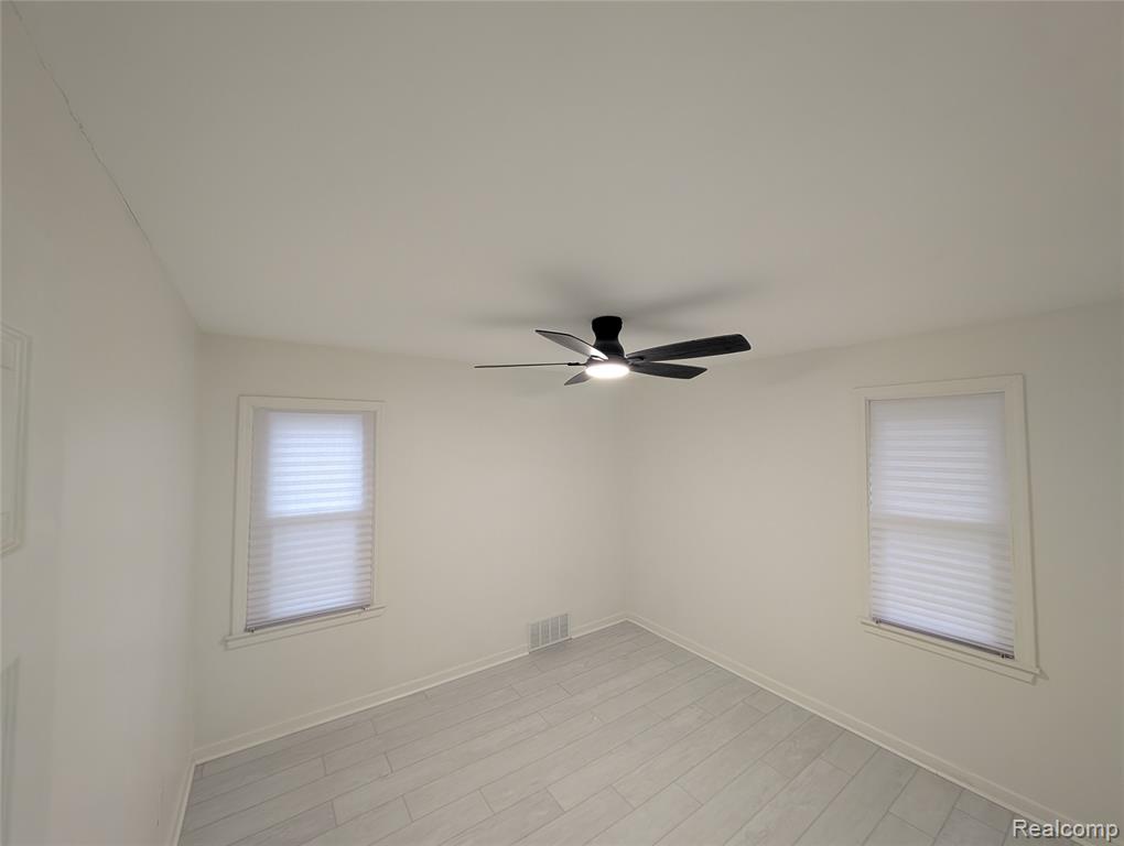 8459 Pierson Street, Detroit, MI 48228 — Photo 16