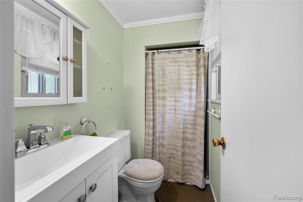 42990 Arlington Road, Canton, MI 48187 — Photo 33
