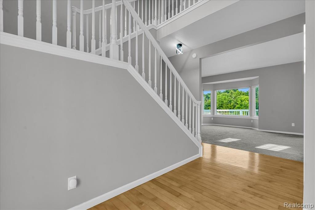 8327 Parkside Drive, Grand Blanc, MI 48439 — Photo 8