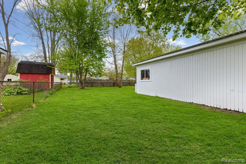 719 Hartner Drive, Holly, MI 48442 — Photo 25