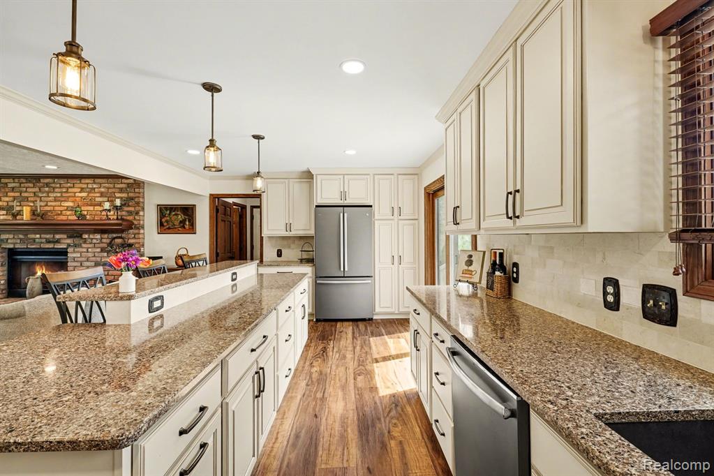 6419 Almond Lane, Clarkston, MI — Photo 17