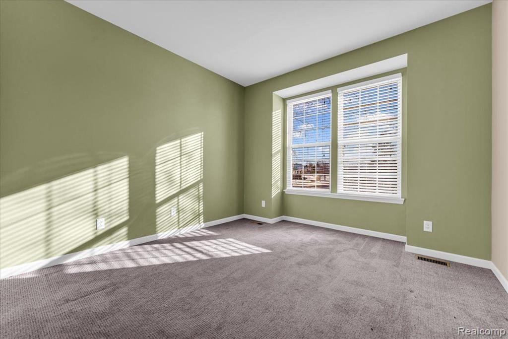 8899 MEADOW Lane, Ypsilanti, MI 48197 — Photo 19