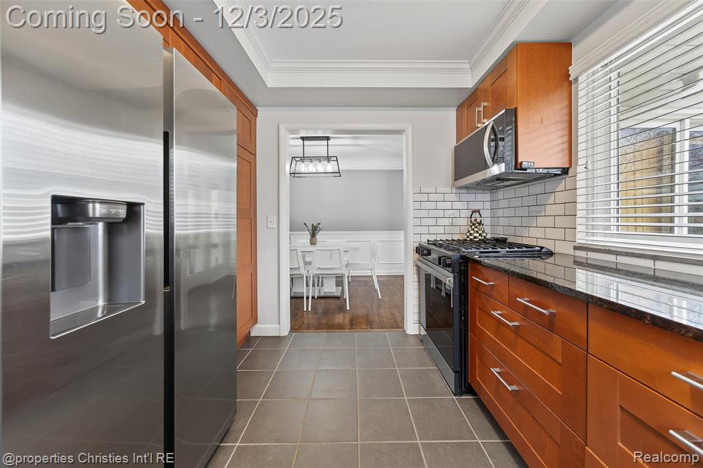 16927 Beverly Road, Beverly Hills, MI 48025 — Photo 19
