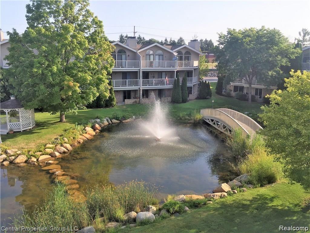21036 BOULDER Circle, Northville, MI 48167 — Photo 2