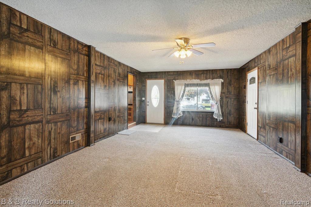 4360 HURON Street, North Branch, MI 48461 — Photo 27
