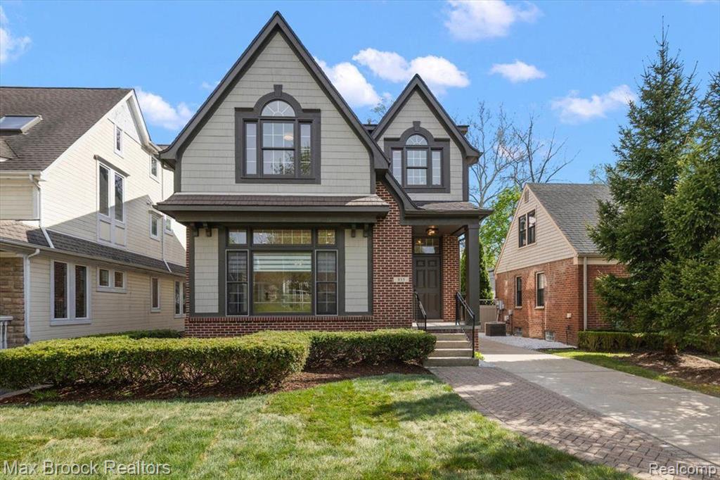 855 WALLACE Street, Birmingham, MI 48009 — Photo 44