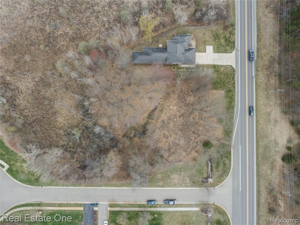 508 Woodstone Court, White Lake, MI — Photo 15