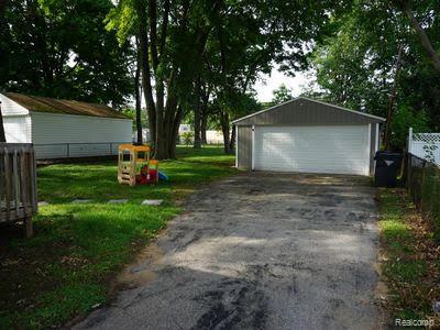 745 Robinwood Drive, Troy, MI 48083 — Photo 21