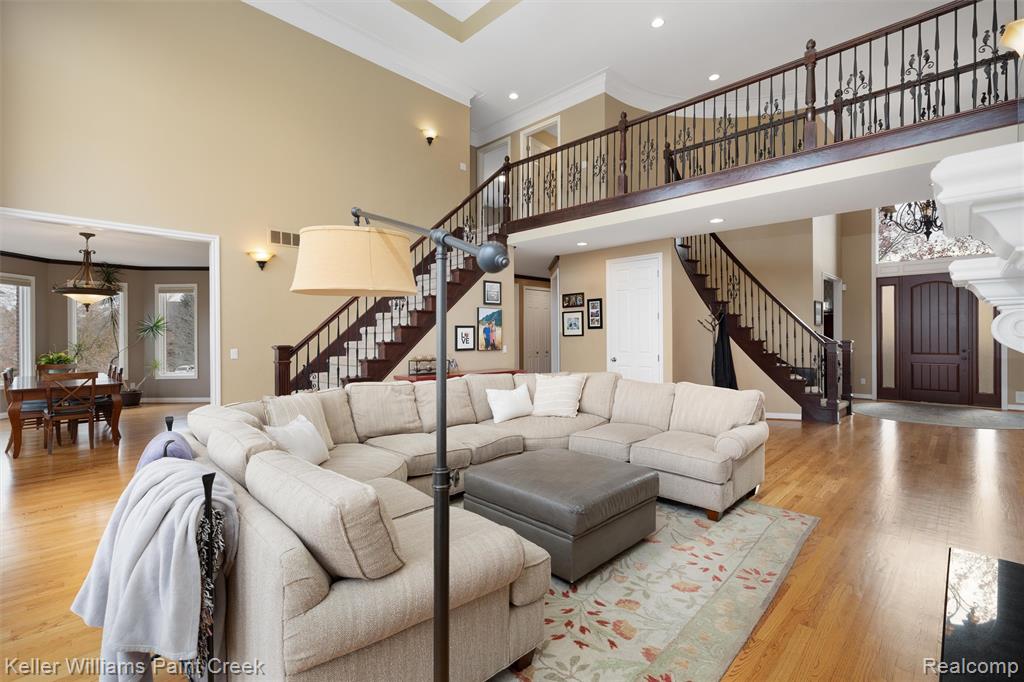 676 Majestic, Rochester Hills, MI 48306 — Photo 4