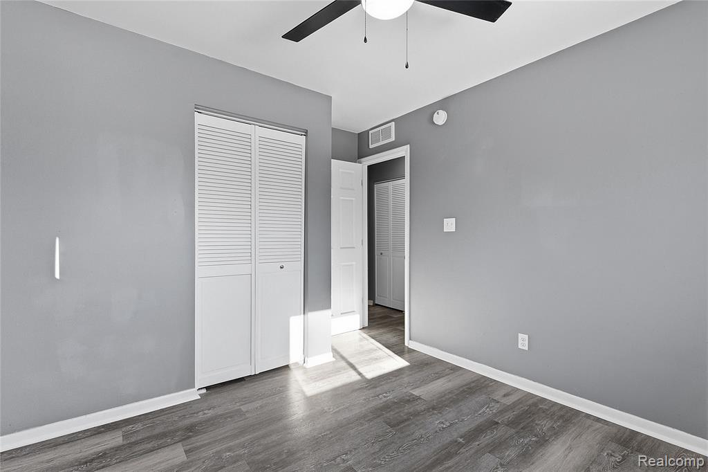 1273 Fall River Road, Ypsilanti, MI 48198 — Photo 18