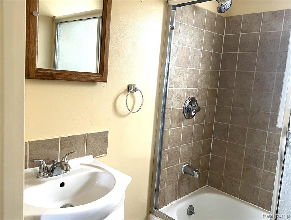 510 E Hudson Avenue, Royal Oak, MI 48067 — Photo 10