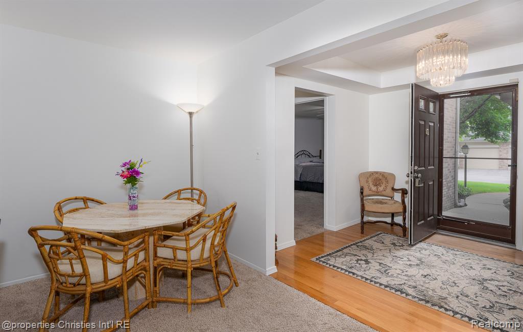 36972 Dartmoor Drive, Farmington Hills, MI 48331 — Photo 6