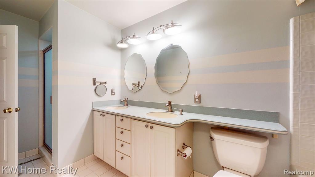 43516 RIVERBEND Boulevard, Clinton Twp, MI 48038 — Photo 15