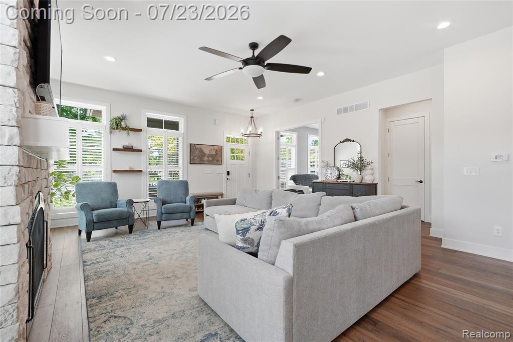 6393 Denton Road, Belleville, MI 48111 — Photo 5