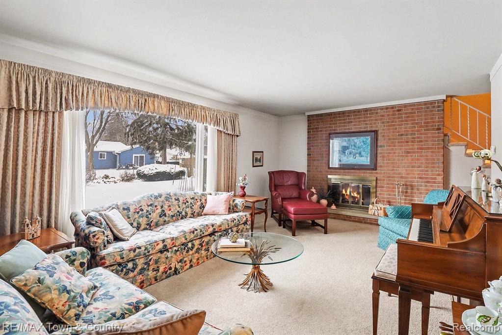 426 Bellewood Drive, Flushing, MI 48433 — Photo 6