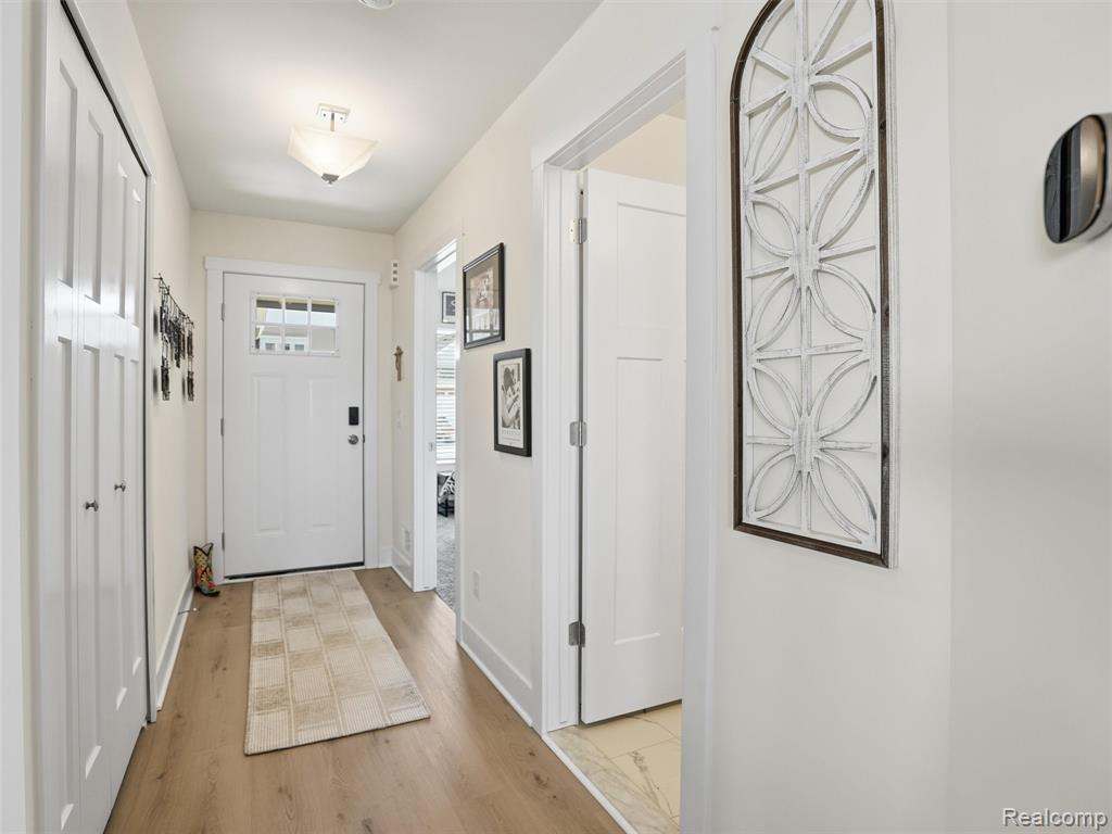48325 Applegrove Lane, New Baltimore, MI — Photo 10