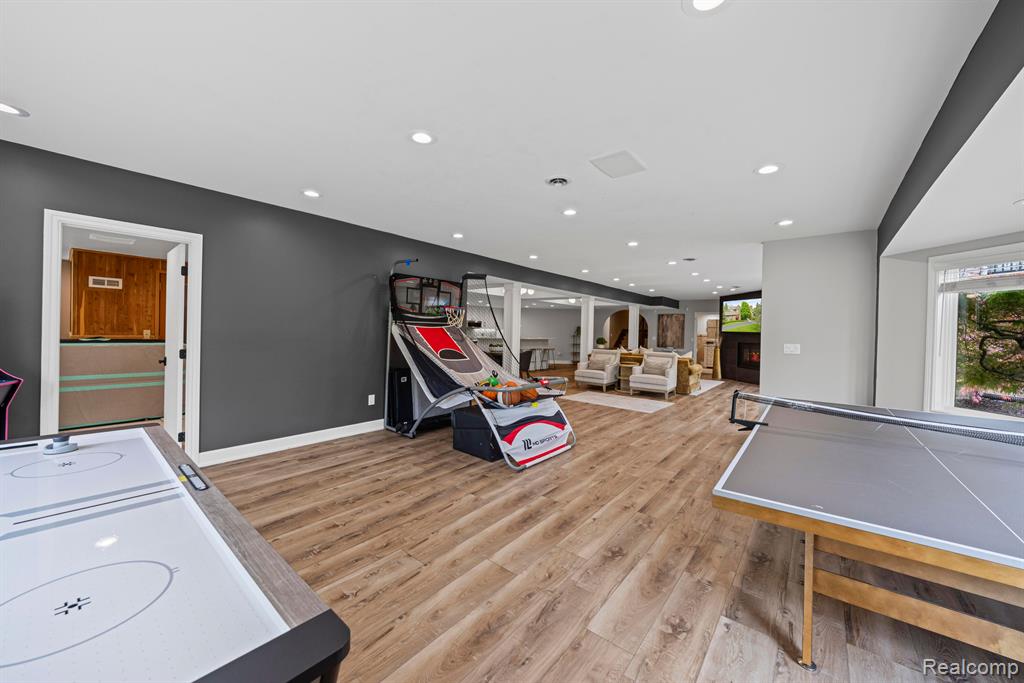 6127 WINCLIFF Drive, West Bloomfield, MI — Photo 42