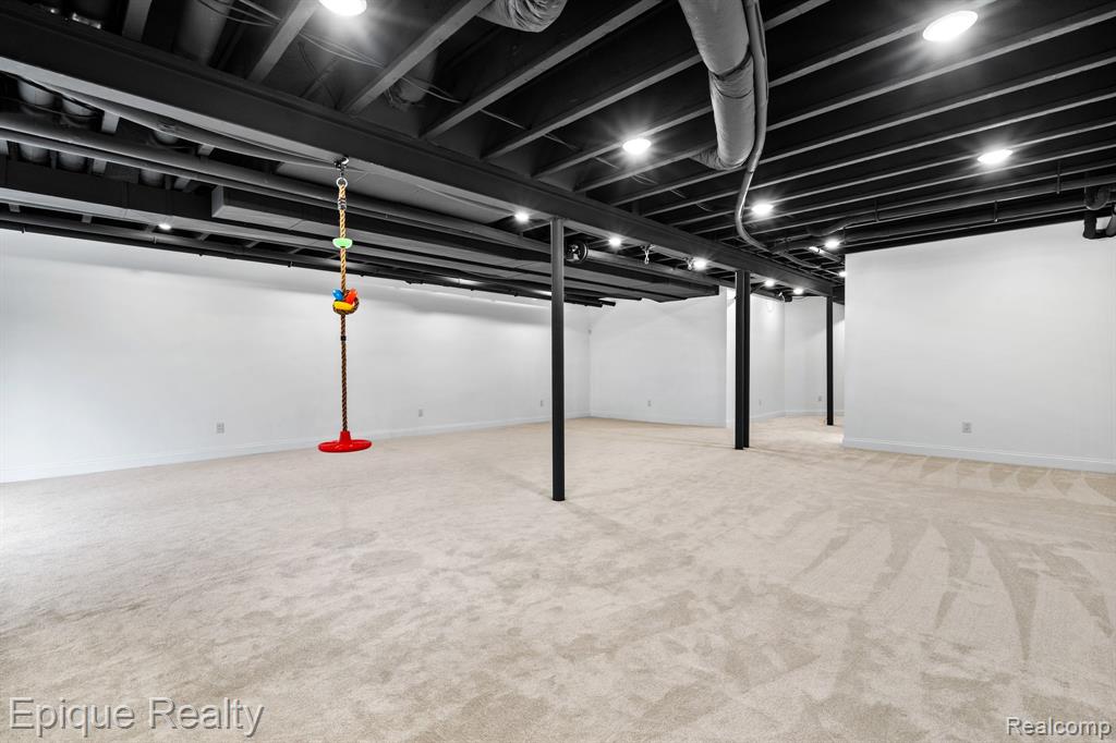 3090 N Spurway Drive, Ann Arbor, MI 48105 — Photo 41