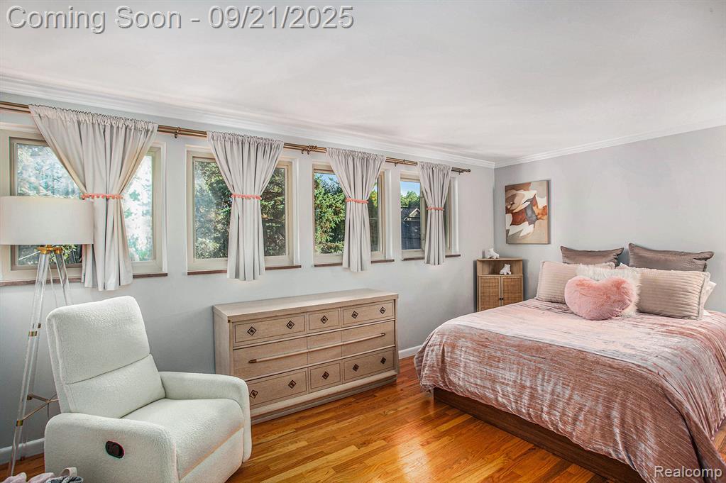 1054 Stratford Lane, Bloomfield Hills, MI 48304 — Photo 19