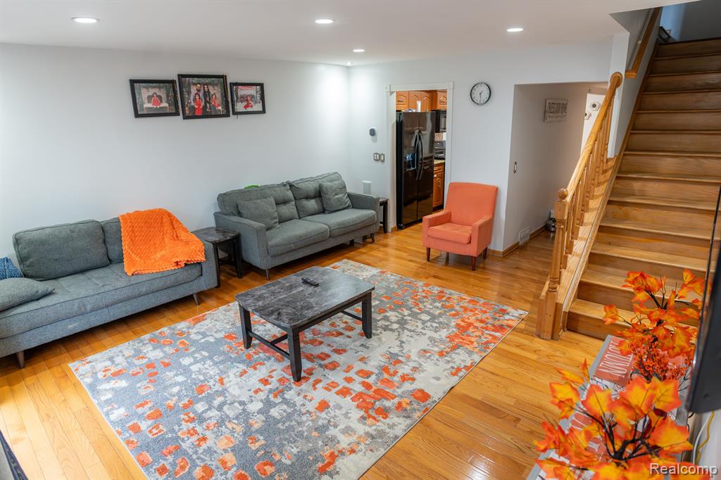 4468 15 MILE Road, 104, Sterling Heights, MI 48310 — Photo 5