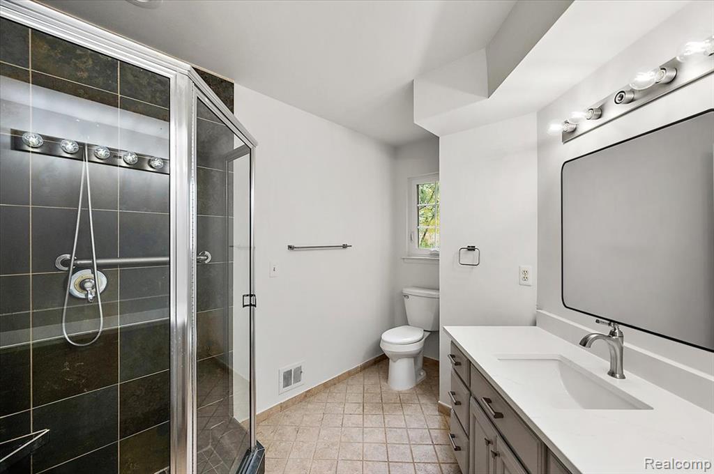 1000 Trailwood Path, Bloomfield Hills, MI 48301 — Photo 25