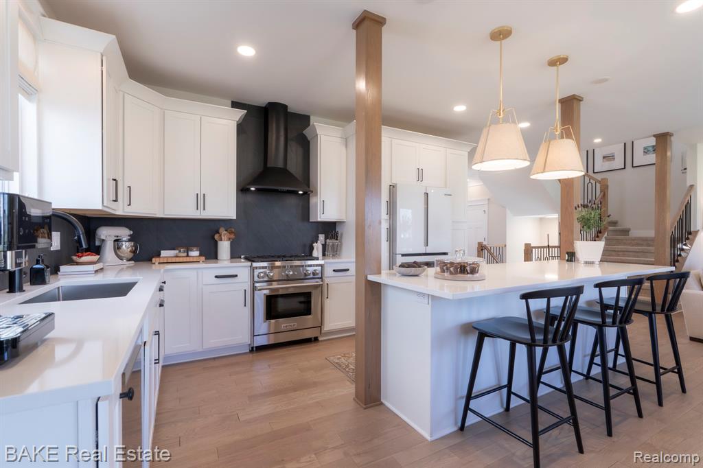 205 Mountain View Lane, Milford, MI 48381 — Photo 16