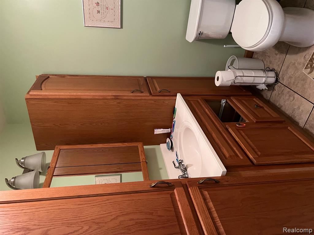 2681 Flint River Road, Lapeer, MI 48446 — Photo 17