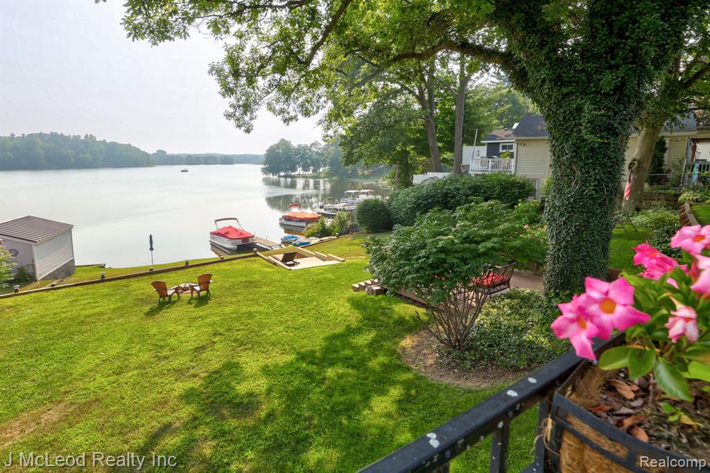 6287 San Vito Drive, Otter Lake, MI 48464 — Photo 42