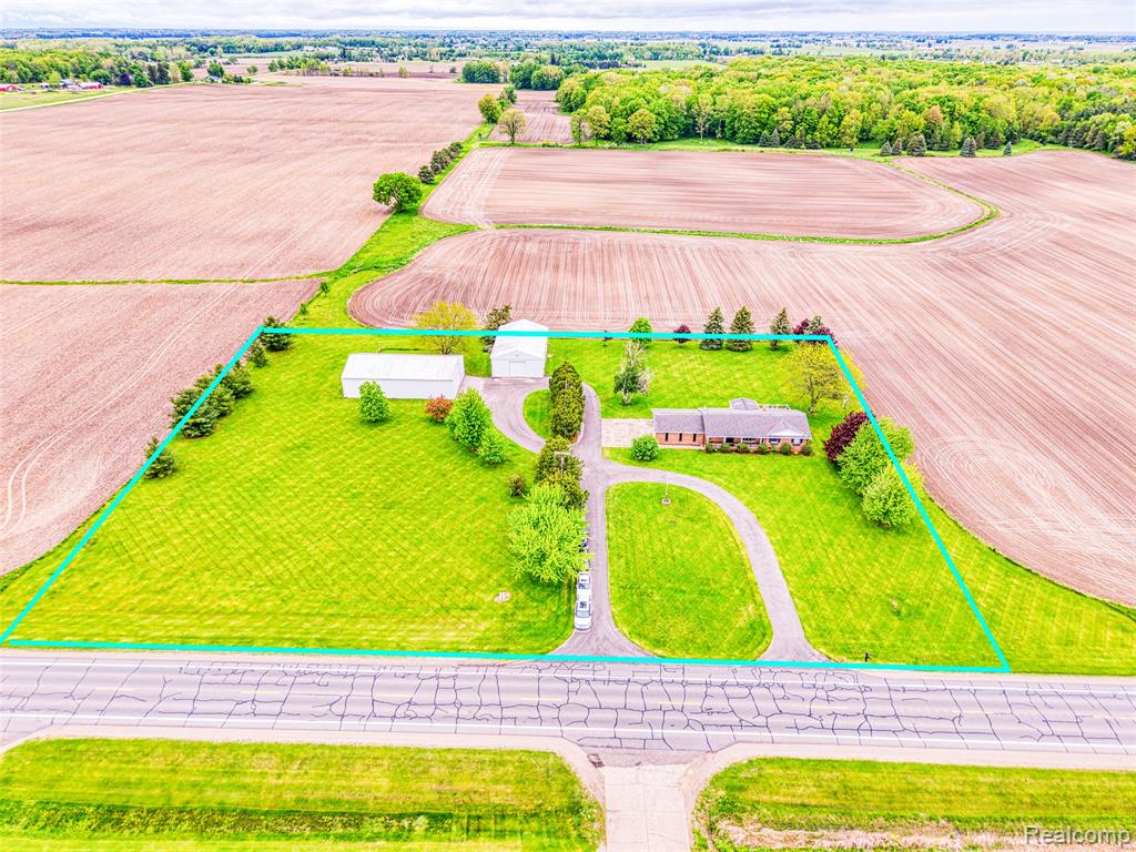 8653 Burnside Rd, Brown, MI 48416 — Photo 2