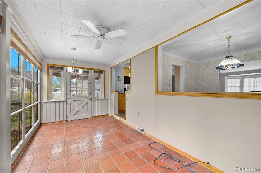 404 Lexington Boulevard, Royal Oak, MI 48073 — Photo 16
