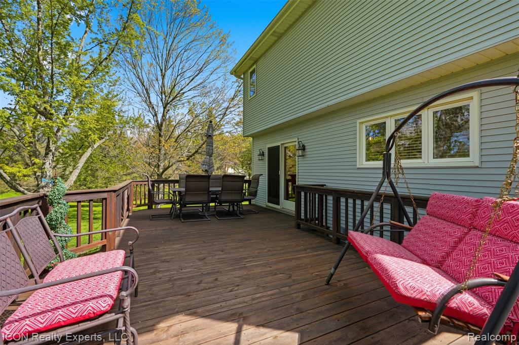 6541 Springfield Lane, Clarkston, MI — Photo 30