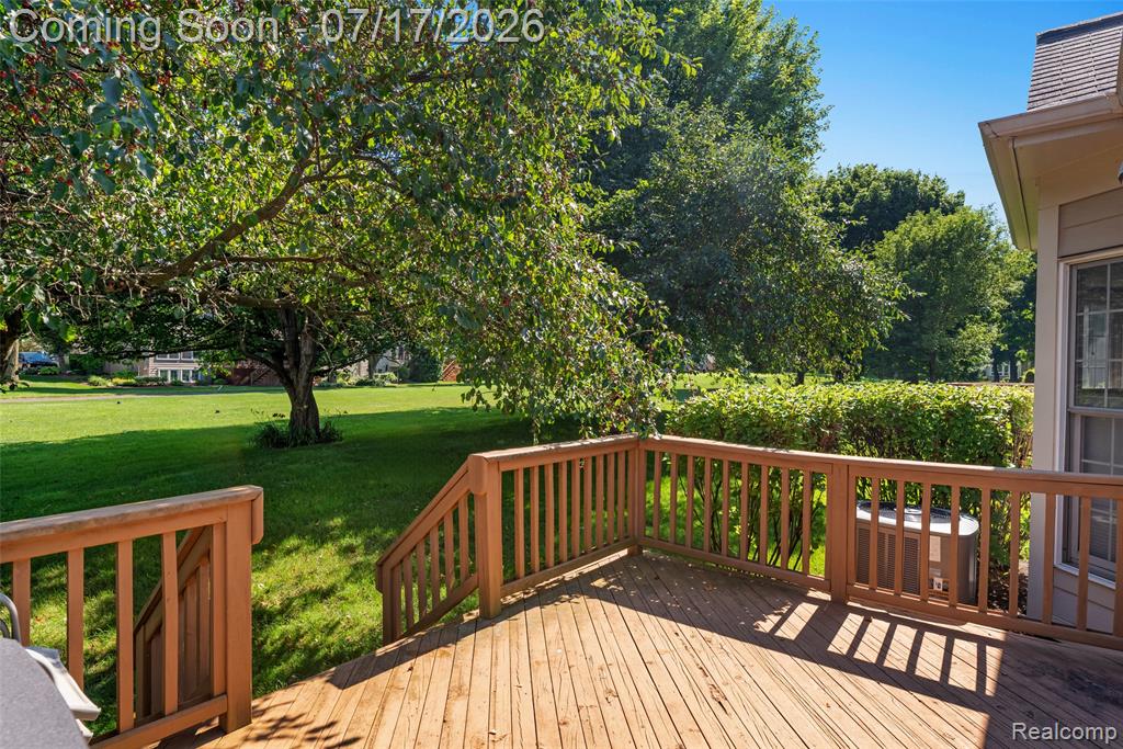 39681 Muirfield Lane, Northville, MI 48168 — Photo 2