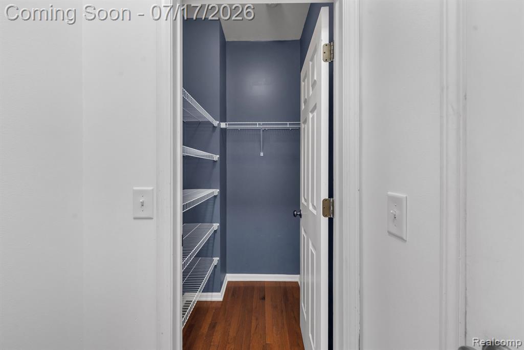 41101 N Maplewood Drive, Canton, MI 48187 — Photo 29