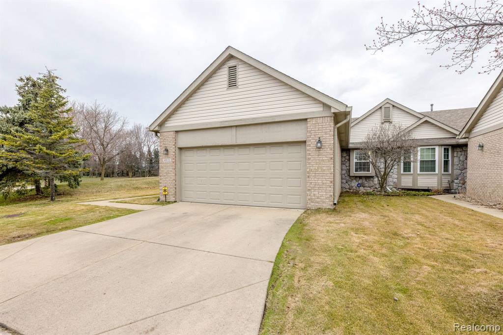 4021 RICHFIELD Drive, Sterling Heights, MI 48314 — front exterior