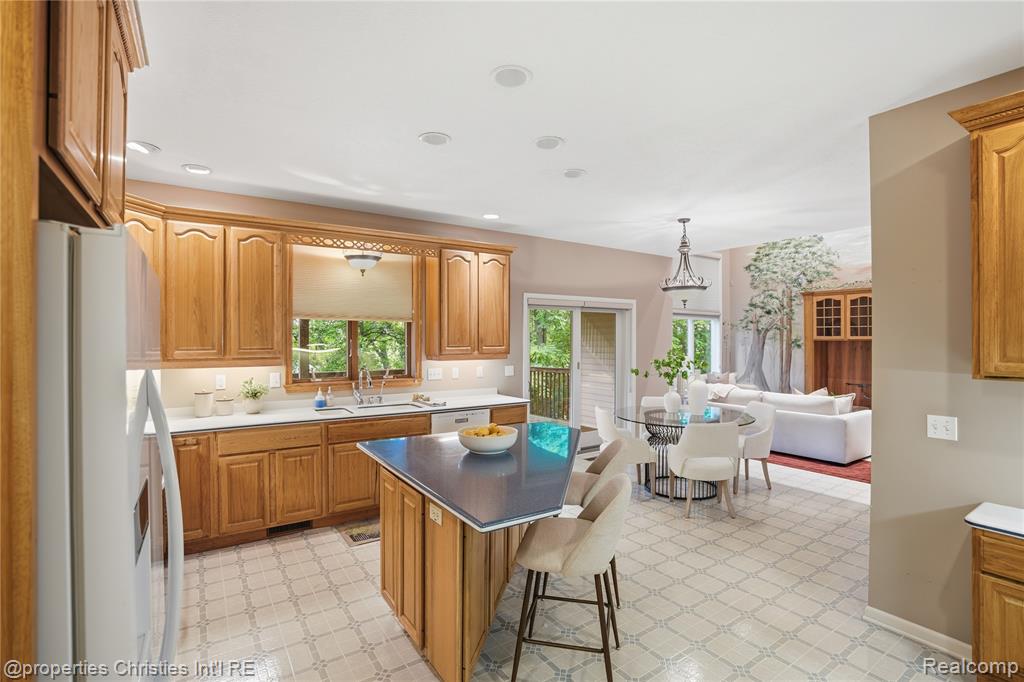 4462 Lily Drive, Howell, MI 48843 — Photo 14