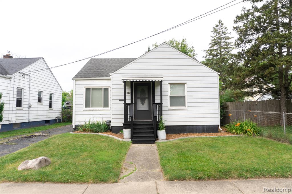 4410 Brunswick Avenue, Flint, MI 48507 — Photo 2