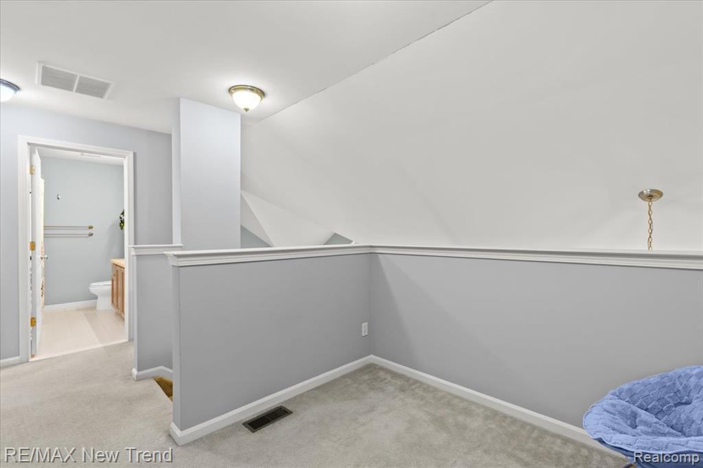 662 Village Lane, Milford, MI 48381 — Photo 30