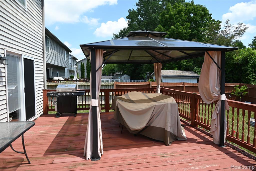 8826 Mikado Drive, Newport, MI 48166 — Photo 24