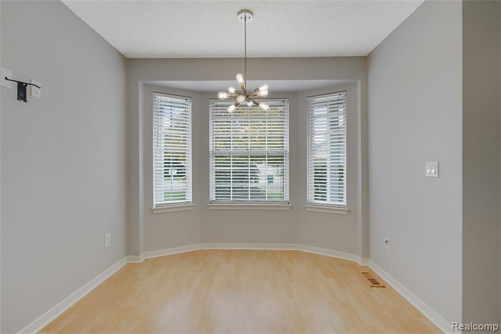 41306 CORNELL Drive, Novi, MI — Photo 5