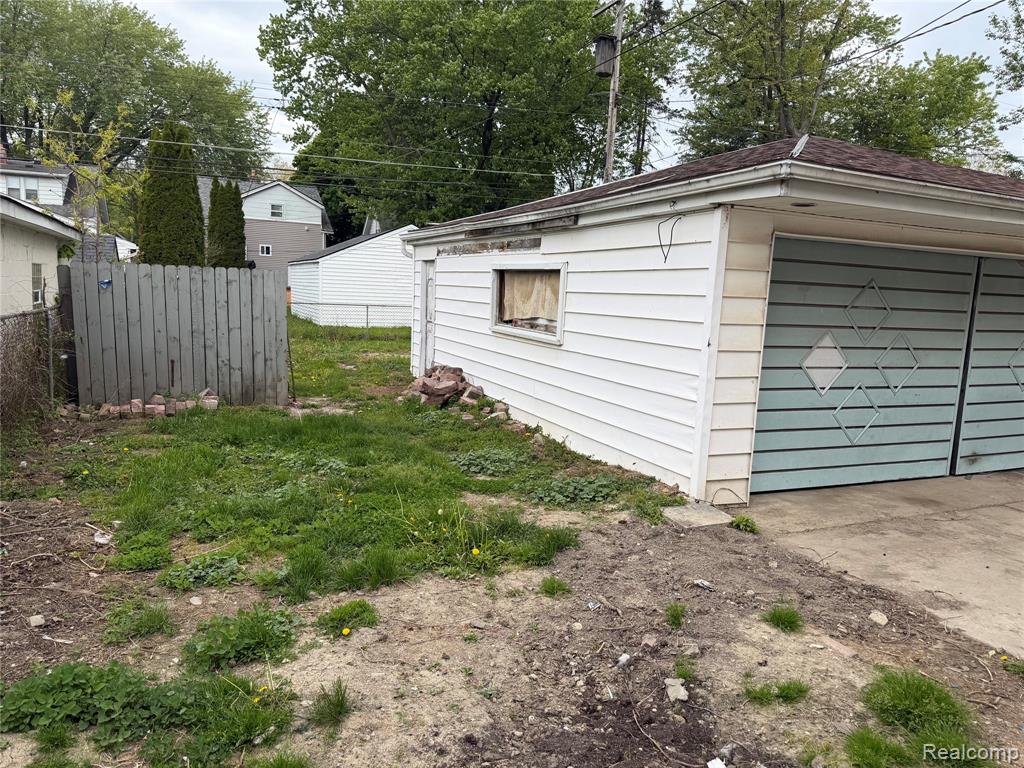 4204 Hipp Street, Dearborn Heights, MI 48125 — Photo 3