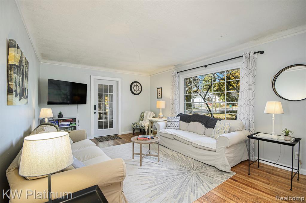 715 Thornapple Street, St. Clair, MI 48079 — Photo 5