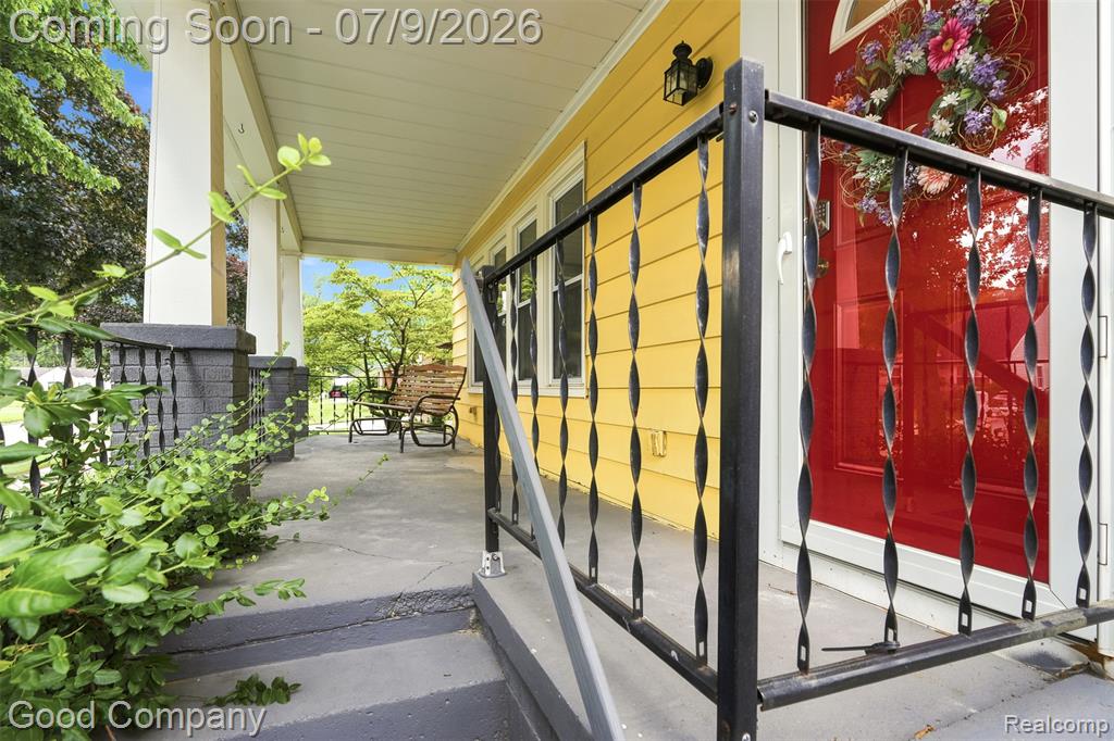 412 Chippewa Street, Clawson, MI — Photo 2