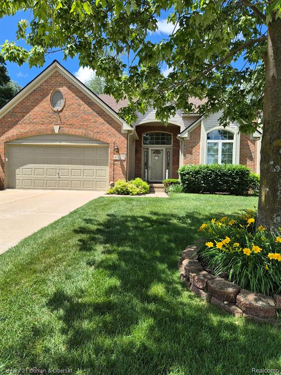 6123 Lochmore Drive, 71, Commerce Twp, MI 48382