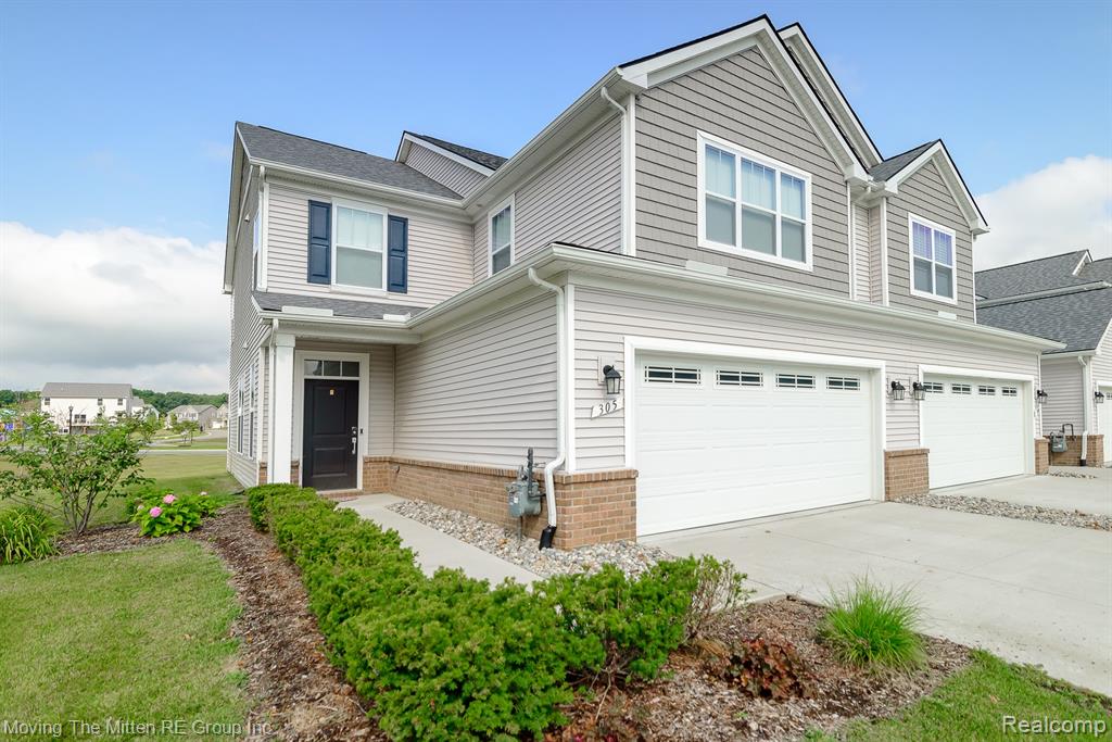 305 Angus Lane, Saline, MI 48176