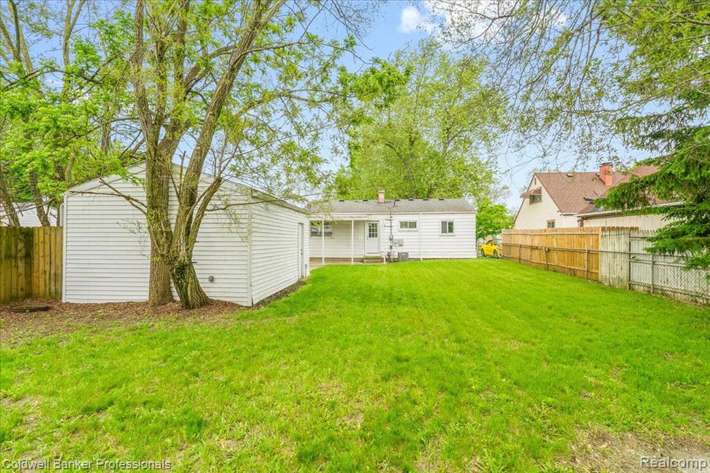 1210 Red Leaf Lane, Ypsilanti, MI 48198 — Photo 18