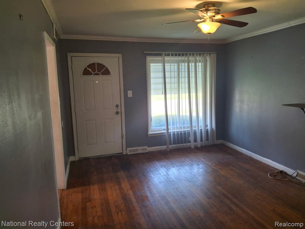 8310 Braile, Detroit, MI 48228 — Photo 7