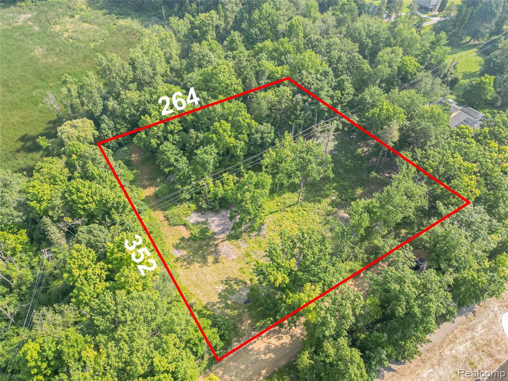 7230 Walnut Lake Road Road, West Bloomfield, MI 48323 — Photo 5