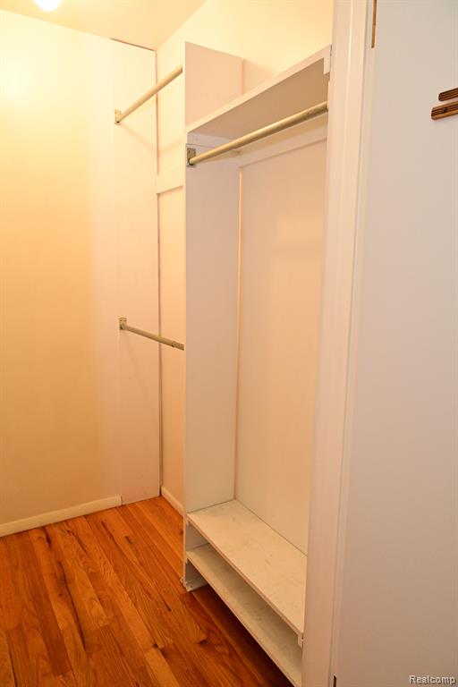 4160 MONTGOMERY Drive, Shelby Twp, MI 48316 — Photo 30