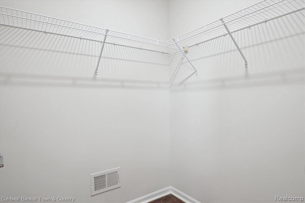9850 Kylie Drive, Brighton, MI 48116 — Photo 29