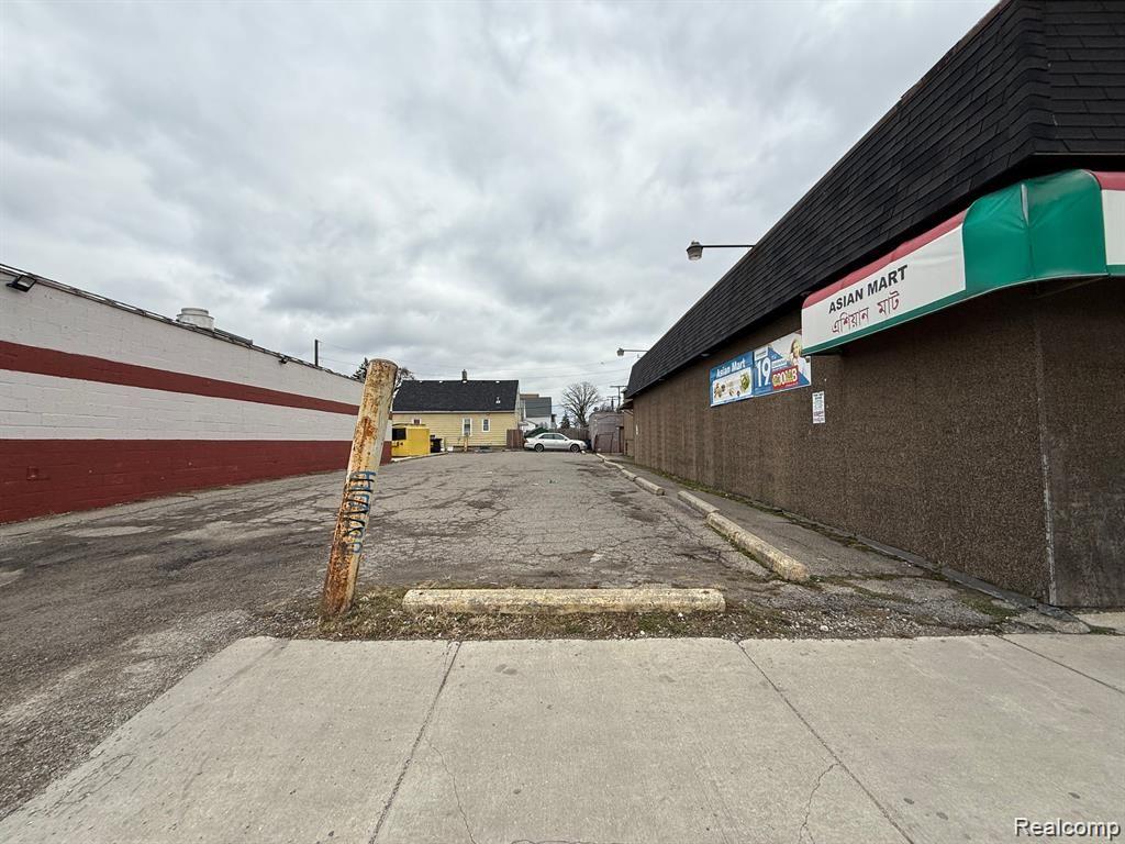 10224 CONANT Street, Hamtramck, MI, 48212